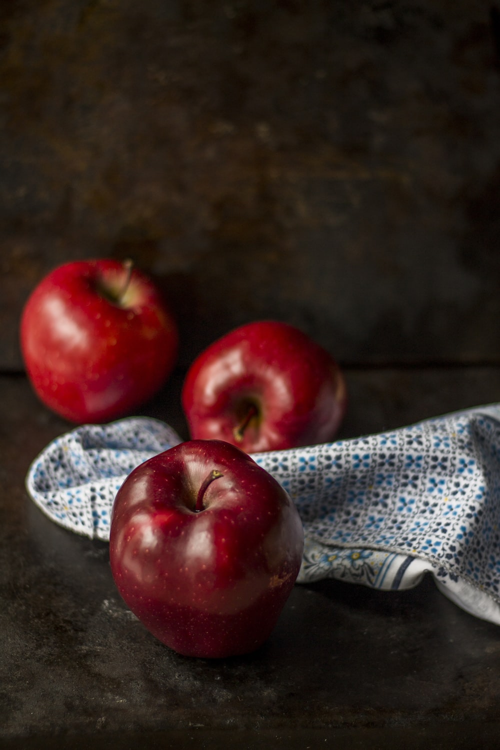 Red Apples For A Healthy Life