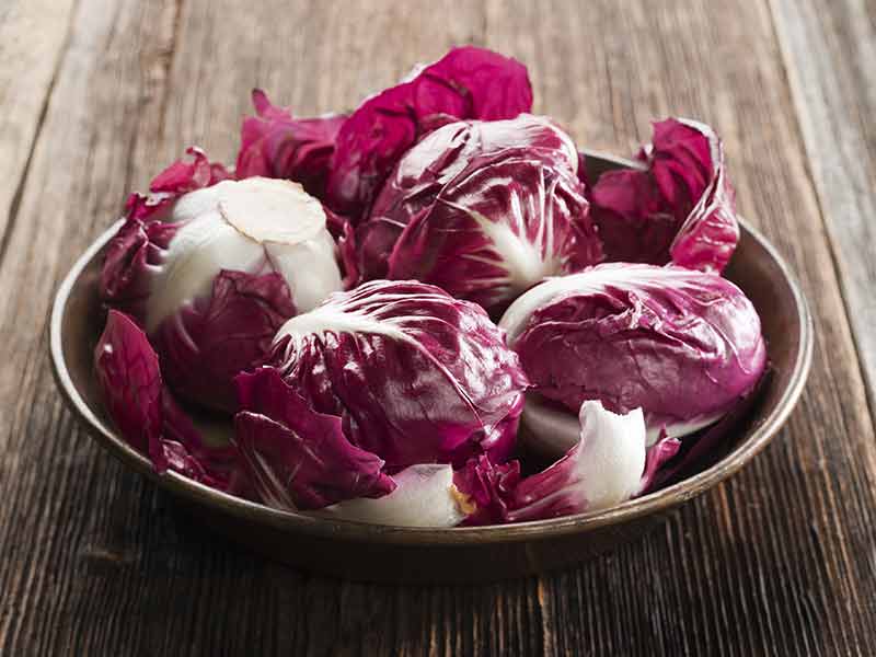 eating-red-cabbage