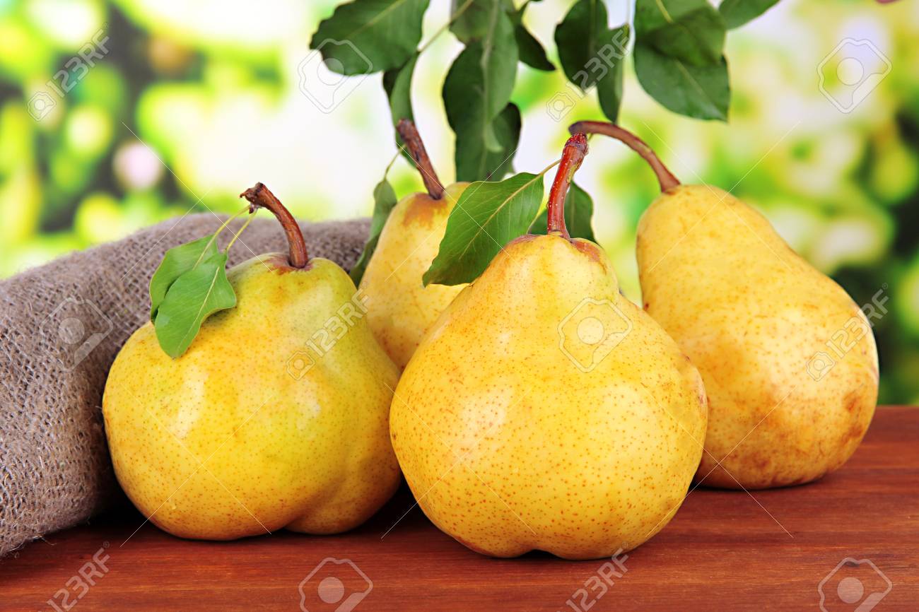 juicy-pears