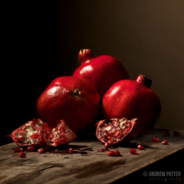 pomegranate-healthy-fruits